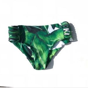 ROMWE Swim - NWOT Green Leaf Print Cutout Racer Back Tankini ROMWE Swim - NWOT Green Leaf Print Cutout Racer Back Tankini
